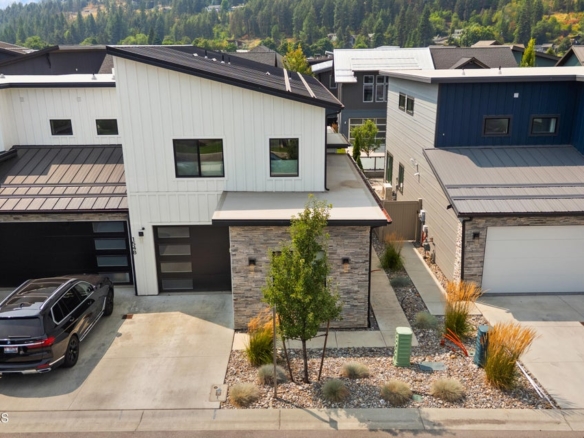 Single Family Town Home