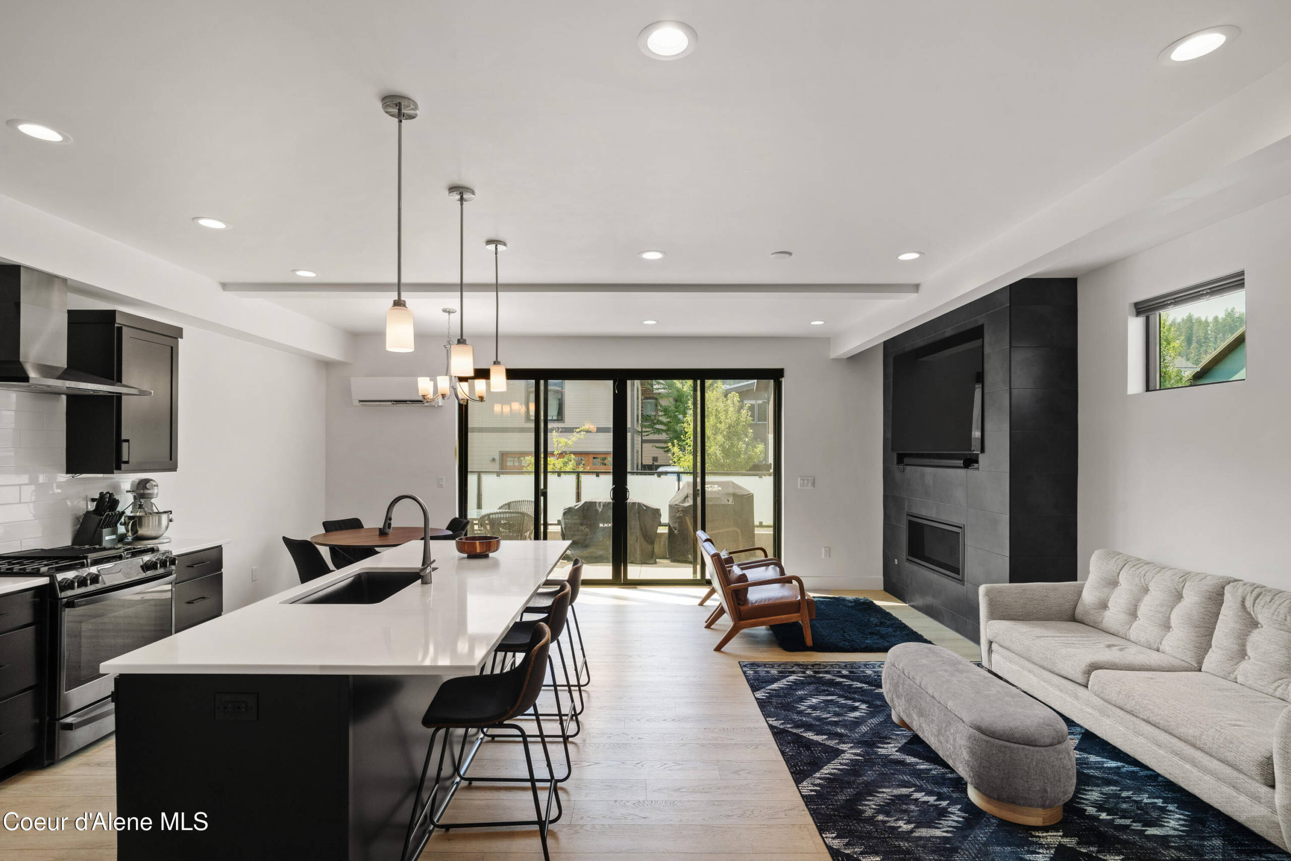 Single Family Town Home
