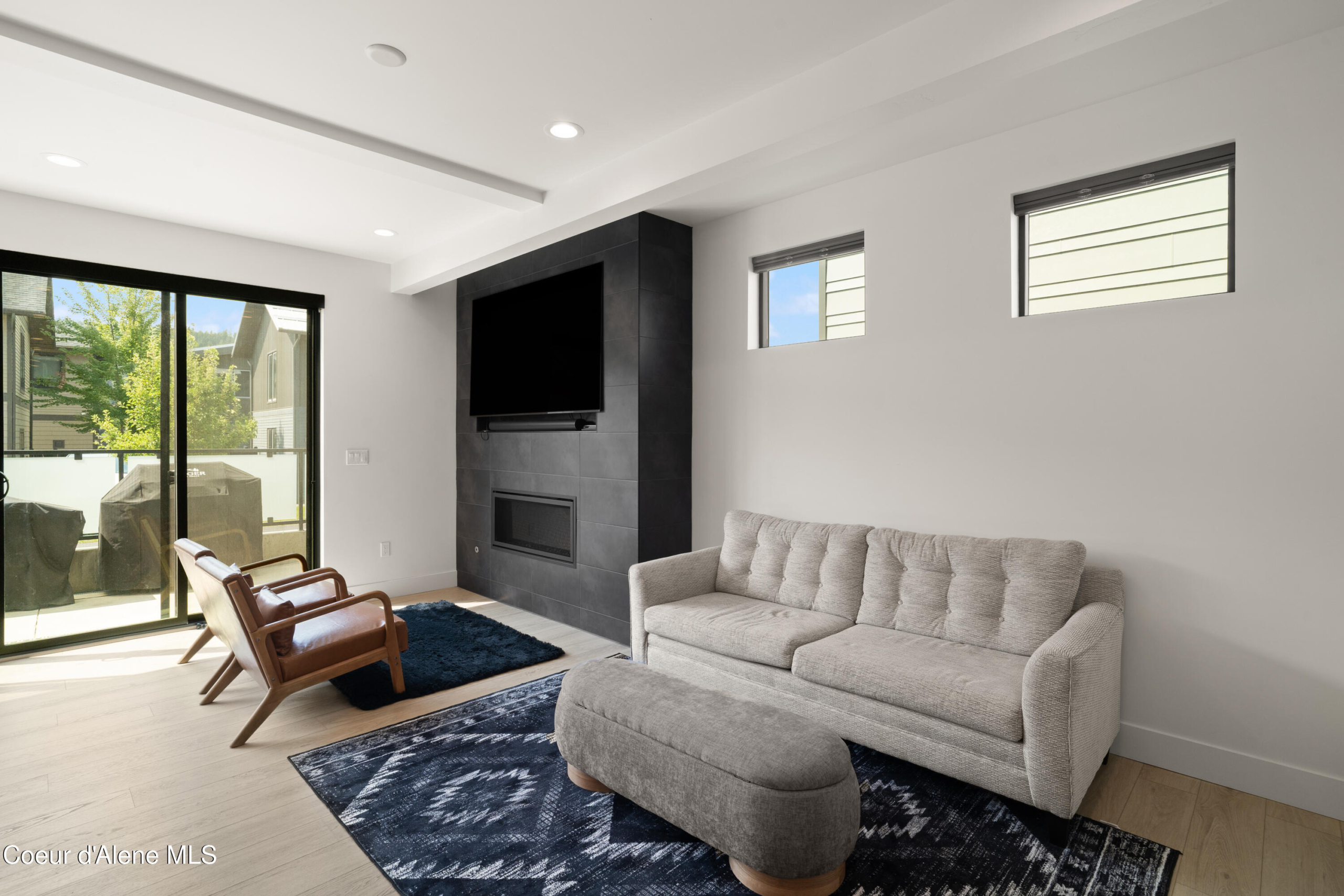 Single Family Town Home