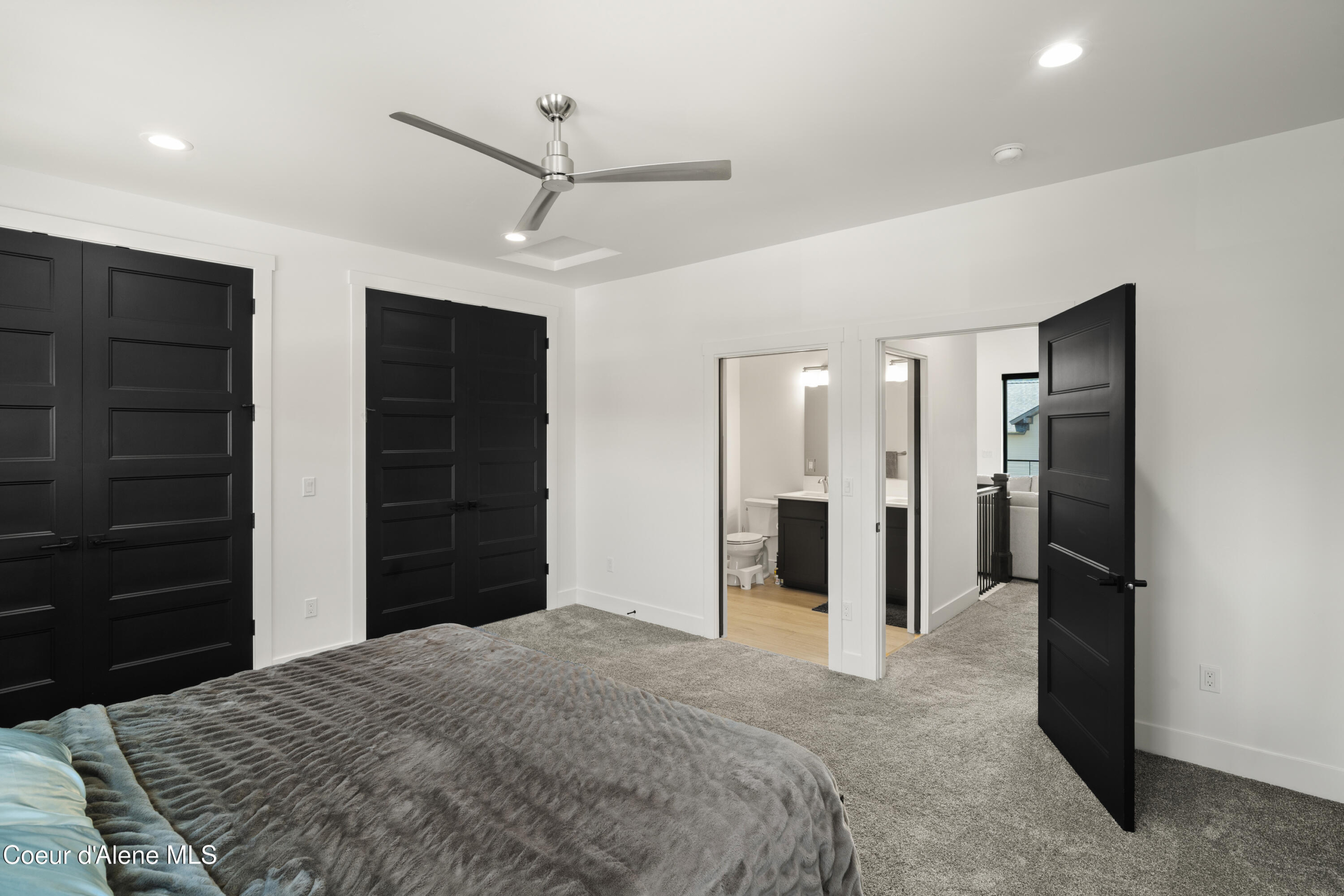 Single Family Town Home