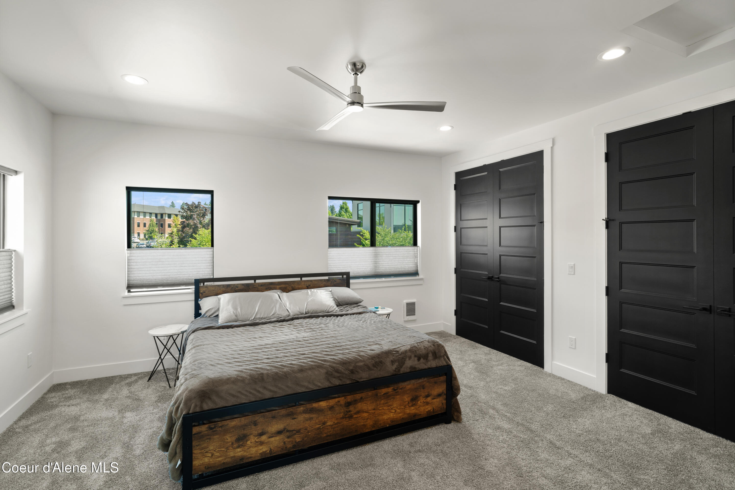 Single Family Town Home